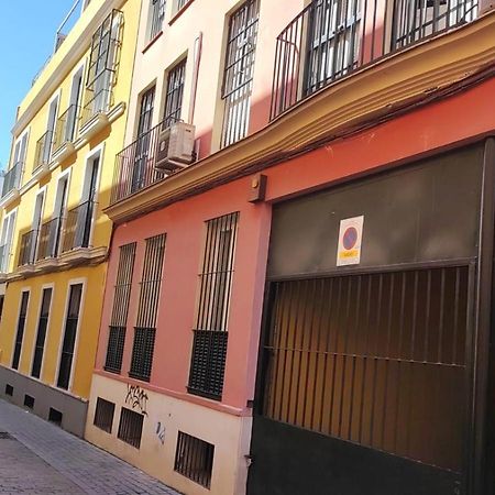 Appartamento El Patio De San Bernardo Siviglia Esterno foto
