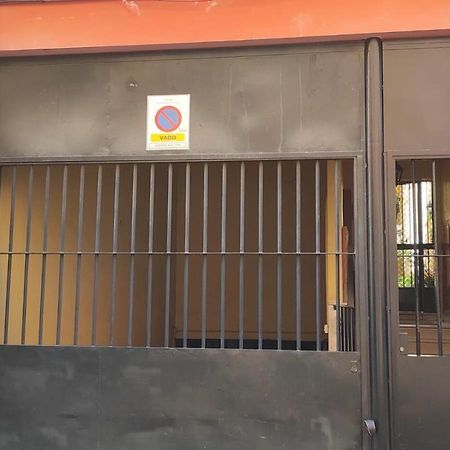 Appartamento El Patio De San Bernardo Siviglia Esterno foto