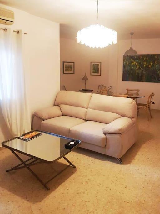 Appartamento El Patio De San Bernardo Siviglia Esterno foto