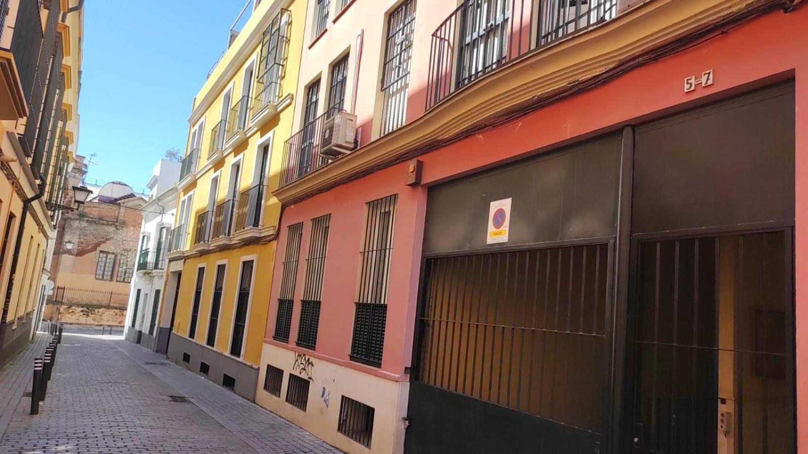 Appartamento El Patio De San Bernardo Siviglia Esterno foto